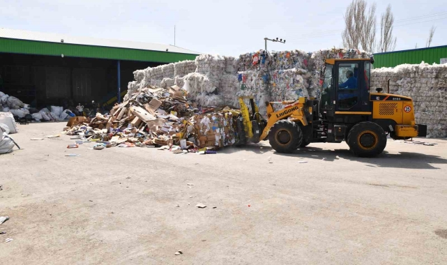Tepebaşı'nda 6 milyon 633 bin 494 kilogram atık toplanarak geri dönüştürüldü