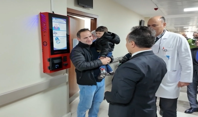 TOGÜ'de yeni hasta kayıt cihazları tanıtıldı