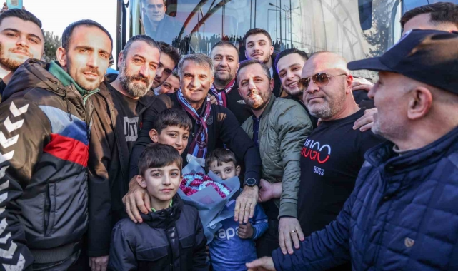 Trabzonspor kafilesi, Samsun'a gitti