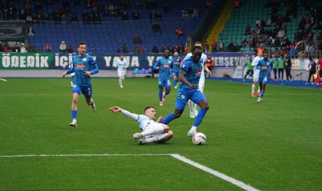 Trendyol Süper Lig: Çaykur Rizespor: 1 - Adana Demirspor: 0