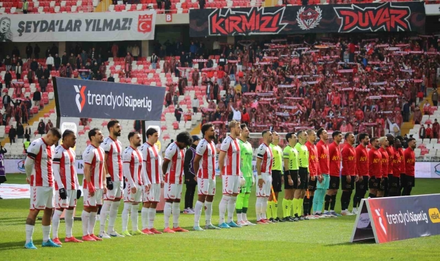Trendyol Süper Lig: Sivasspor: 3 - Kayserispor: 0