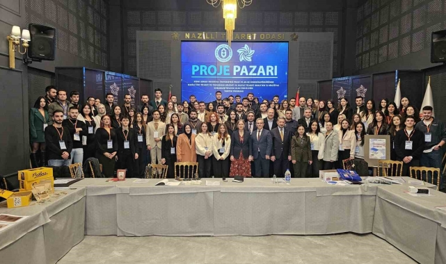 Üniversite öğrencilerinin projeleri görücüye çıktı