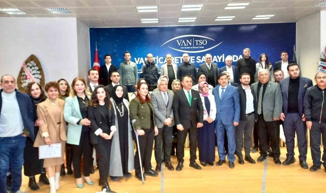 Us-Sen Genel Başkanı Bekir Ayaz toplumsal barışı için kolları sıvadı