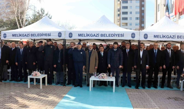 Vali Gökmen Çiçek: "Gençlerimize karşı kurulan tuzaklara meydan okuyoruz"