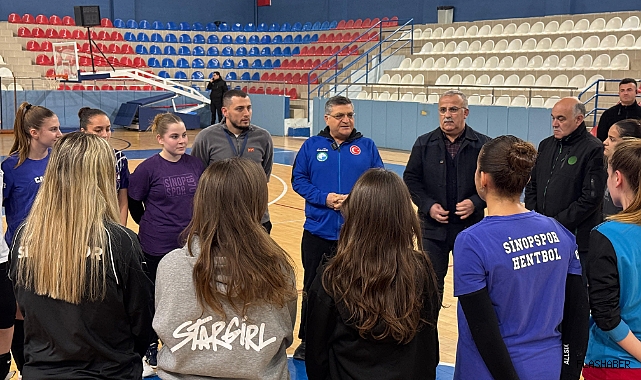 Vali Özarslan'dan Sinopspor'a moral ziyareti