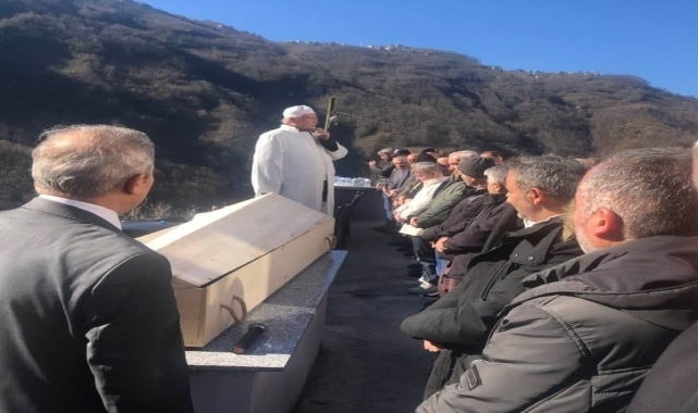 Yağlıdere'de kalp krizi sonucu vefat eden muhtarın cenazesi toprağa verildi