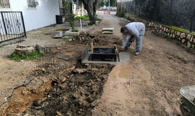 Yağmur suyu hattı çalışmaları devam ediyor