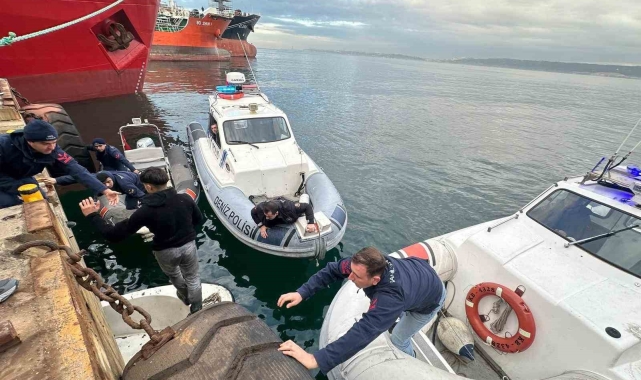 Yalova'da yasa dışı midye avcılığı yapan 7 kişiye 653 bin lira ceza