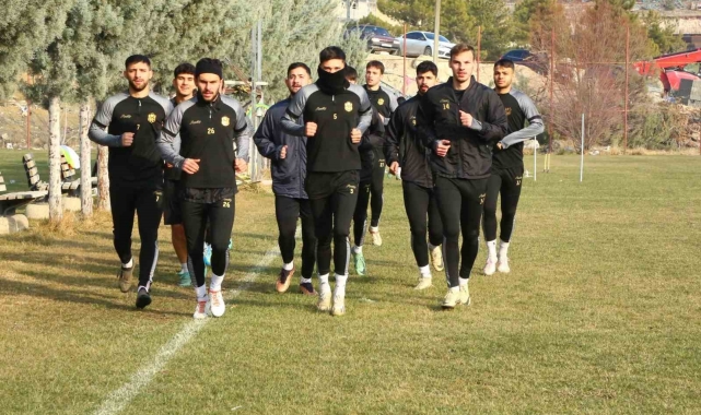 Yeni Malatyaspor'da yaprak dökümü sürüyor