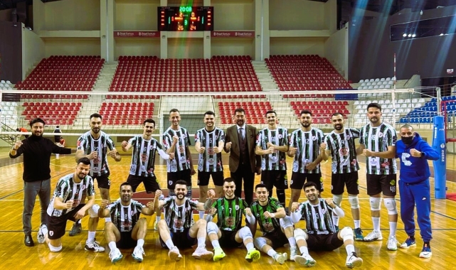 1. Lige koşan Denizlispor Cavidil yarı finallere 3-0'lık galibiyetle başladı