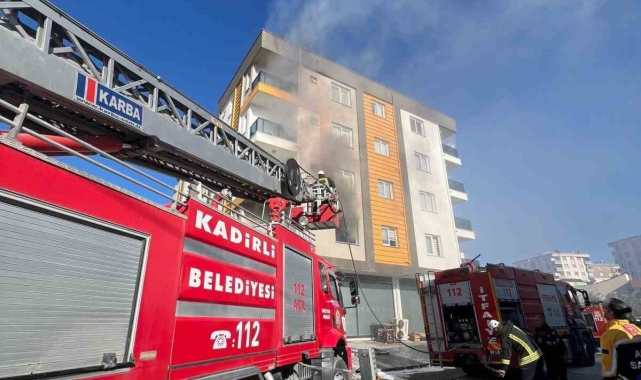 5 katlı binada korkutan yangın