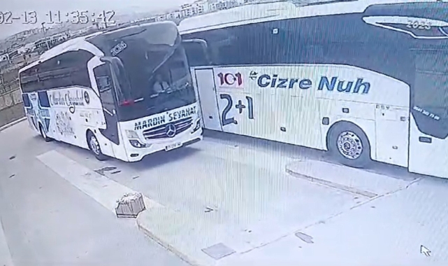 5 kişinin öldüğü, 38 kişinin yaralandığı yolcu otobüsünün otogardan çıkış anı kamerada