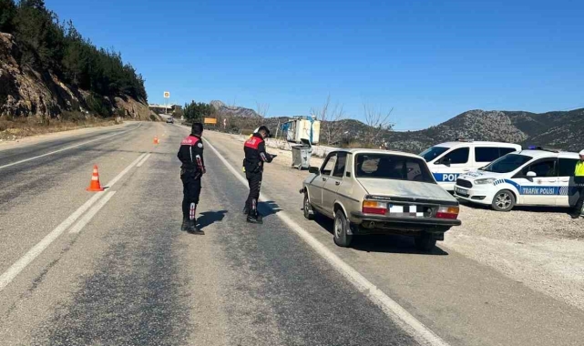 Adana'da son 1 haftada 5 hükümlü yakalandı