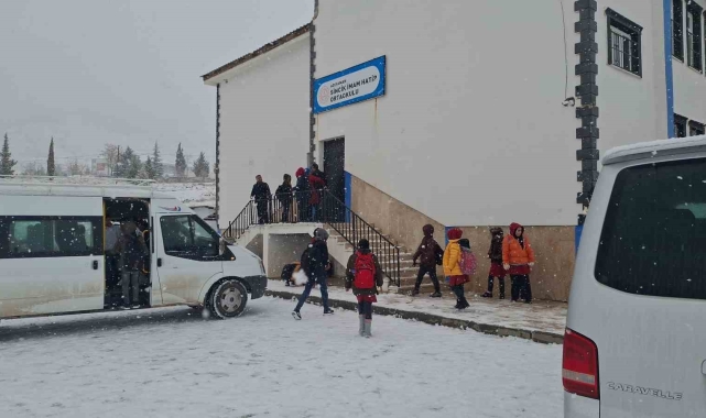 Adıyaman'da eğitime kar engeli
