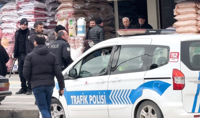 Adliye önünde ailelerin gergin bekleyişi sürüyor