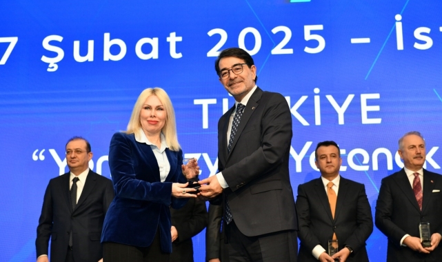 Akdeniz Üniversitesi'ne 'Kariyer Gelişiminde En Etkin Üniversite' ödülü