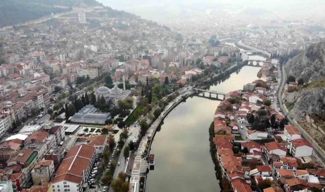 Amasya'da suya afaki zam: 5 TL olan su 19 TL oldu