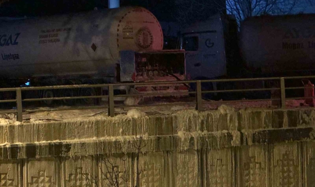 Ankara'da LPG tankeri sızıntısı paniğe neden oldu