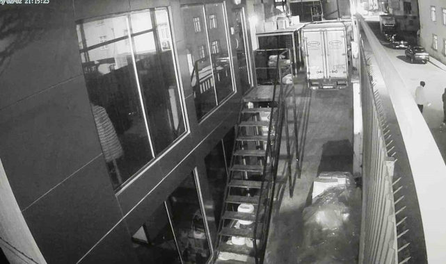 Arnavutköy'deki cinayetin güvenlik kamerası görüntüleri ortaya çıktı