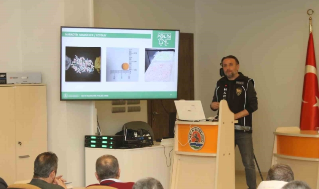 Atakum Belediyesi personeline 'uyuşturucu' semineri