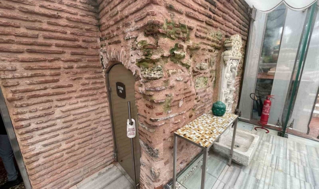 Ayasofya'daki bin 500 yıllık sarnıcı masaj salonu olarak kullanan Hilton Otel'in işletmesi mühürlendi