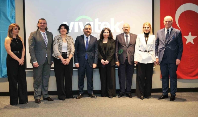 Azerbaycan gönüllüleri, iş dünyasında yeni fırsatlar için İzmir'de
