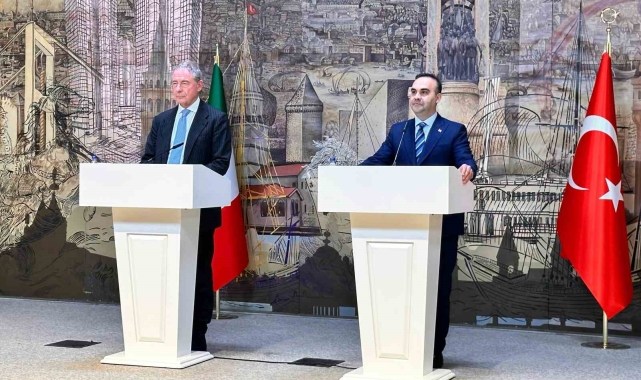 Bakan Kacır: "Baykar'ın, Piaggio Aerospace yatırımını Türkiye ile İtalya arasındaki yeni bir dönemin işaret fişeği olarak değerlendiriyoruz"