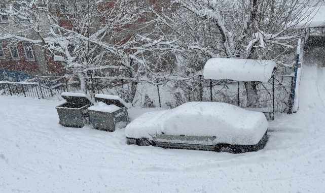 Bartın'da kar etkisini sürdürüyor