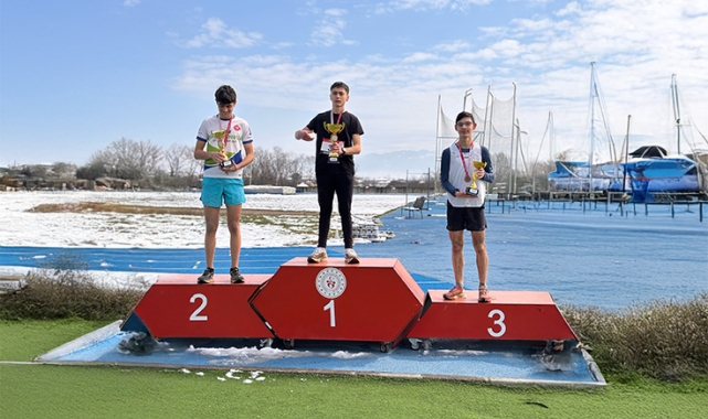 Başarılı atletlerden arka arkaya 8 derece