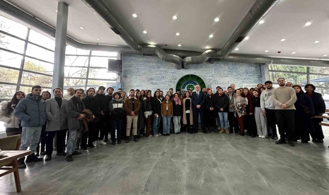 Başkan Kazım Kurt gençlerle buluştu: &quot;Gençlerimizin sözü, yol haritamızdır&quot;