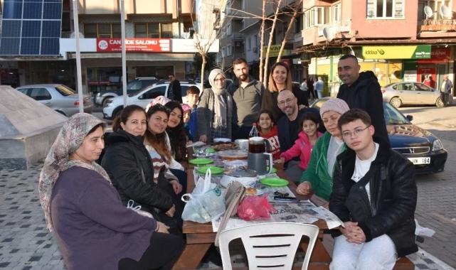 Başkan Zencirci, vatandaşların misafiri oldu