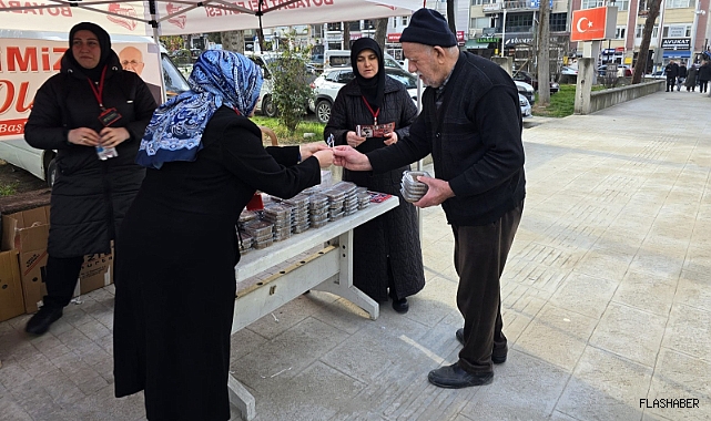 Berat Kandili dolayısıyla helva ikramında bulunuldu