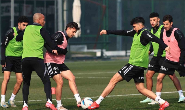 Beşiktaş, Kırklarelispor maçı hazırlıklarına başladı