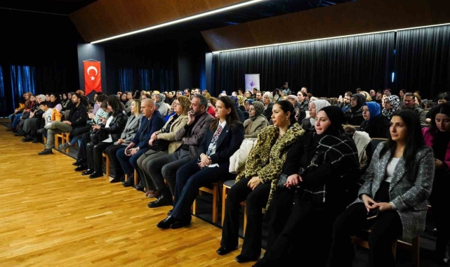 Beylikdüzü'nde özel gereksinimli bireyler ve aileleri için seminer düzenledi