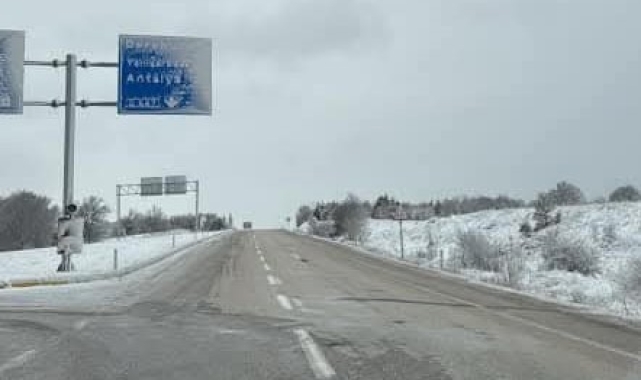 Beyşehir beyaza büründü