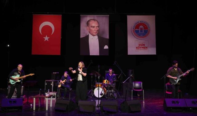 Birsen Tezer'den muhteşem konser