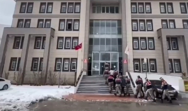 Bitlis merkezli uyuşturucu operasyonu: 9 tutuklama