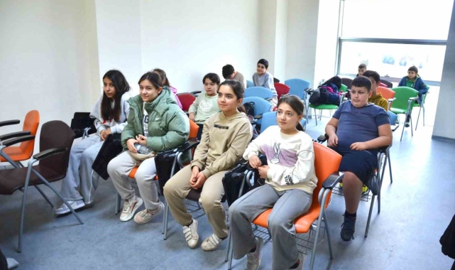 "Biz Bir Takımız" Projesi öğrencilerine moral ziyareti