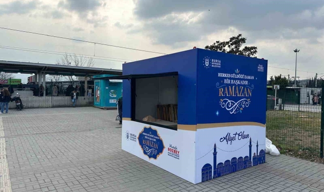 Bursa Büyükşehir Belediyesi iftara yetişemeyenlerin yanında