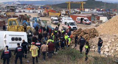 Bursa'da servis otobüsü kaza yaptı: 15 yaralı