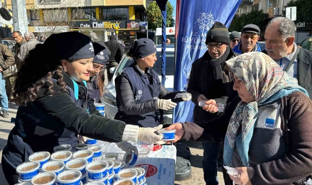 Büyükşehir, 6 Şubat'ın yıldönümünde helva hayrı yaptı