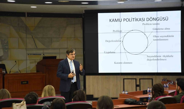 Büyükşehir'de personele hizmet içi eğitim