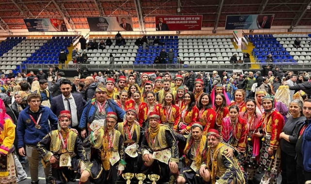 Çağdaş Spor Kulübü Halk Oyunları yarışmasında 3 dalda birinci oldu