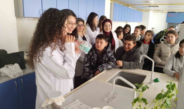 Çağış Köyü Ortaokulu öğrencileri BAÜN'de bilimle buluştu