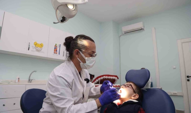 Canik'te 'sağlıklı dişler mutlu gülüşler'