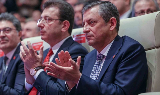 CHP Lideri Özel, iktidarın CHP'yi her yolu kullanarak engellemeye çalıştığını iddia etti