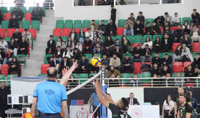 Cizre Belediyespor sahasında kayıp
