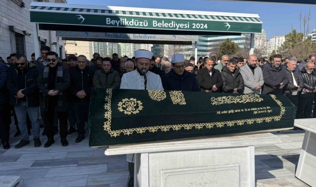 Çocuk doktoru Kılınçlı son yolculuğuna uğurlandı