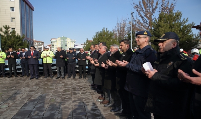 Çorum Emniyet Müdürlüğünün 21 yeni aracı dualarla hizmete alındı