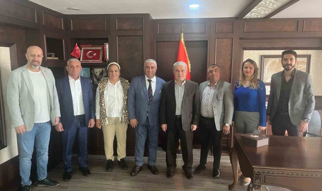 Çorum İş İnsanları Platformu, Kepez Kaymakamı Şahin ile bir araya geldi